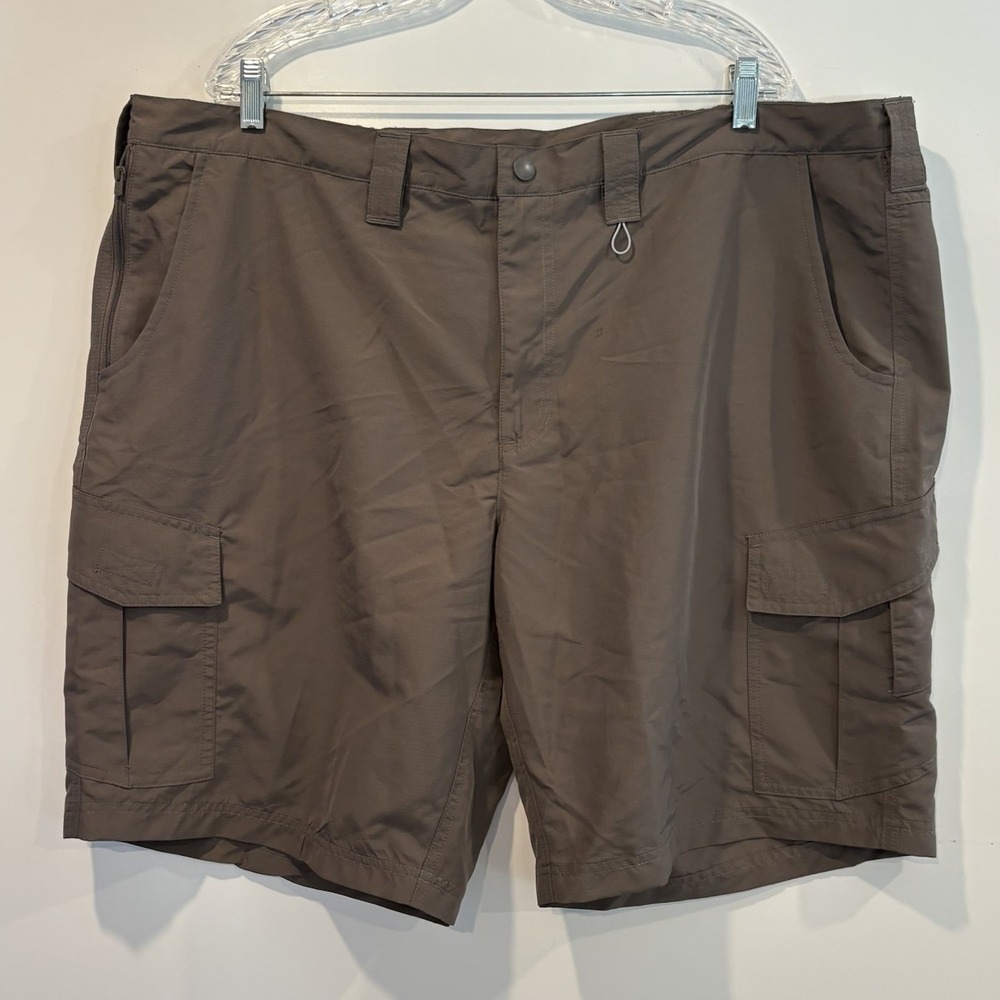 Field & Stream Mens 3XL Brown Cargo Shorts Outdoor Hiking Fishing Ripstop